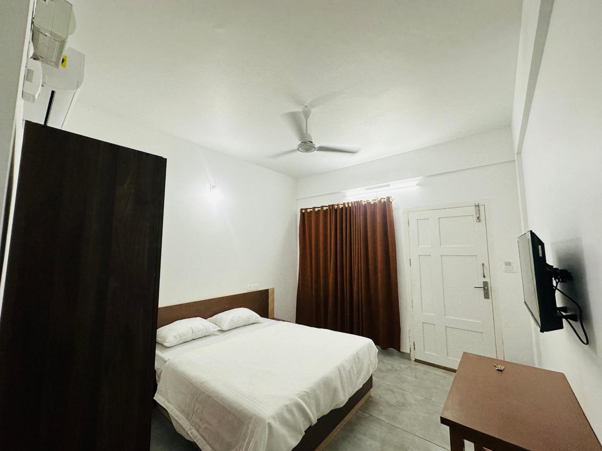 Jayalakshmi Rooms Vaduvanchal Εξωτερικό φωτογραφία